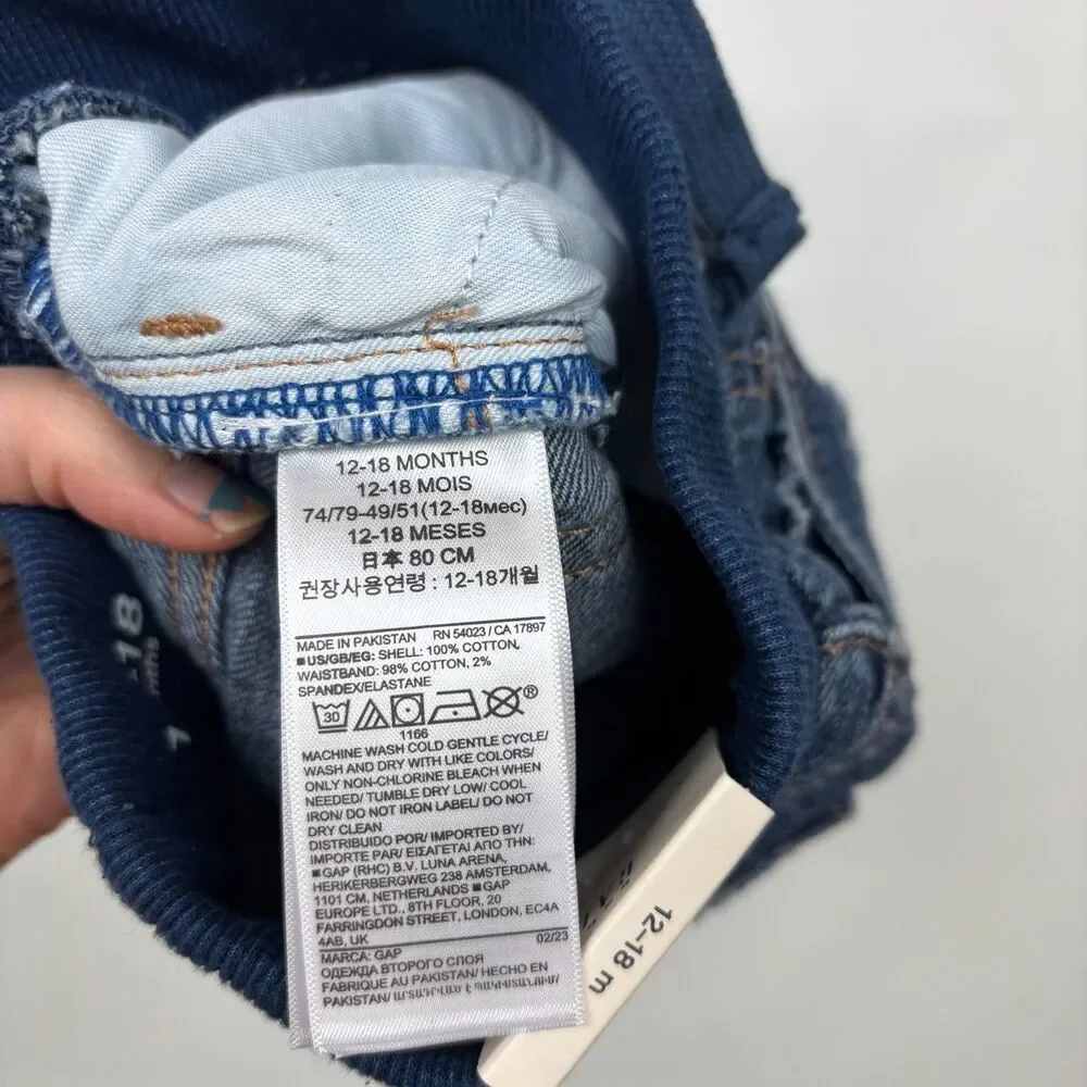NWT Gap baby Jean Denim Jean Shorts Raw Hem Distressed Boy 12-18 Months Elastic